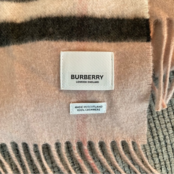 Burberry Pink and Black Checkered Scarf 100% Cashmere - Picture 3 of 3